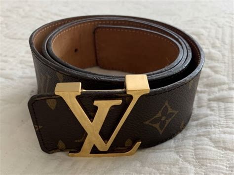 cinturones de louis vuitton.